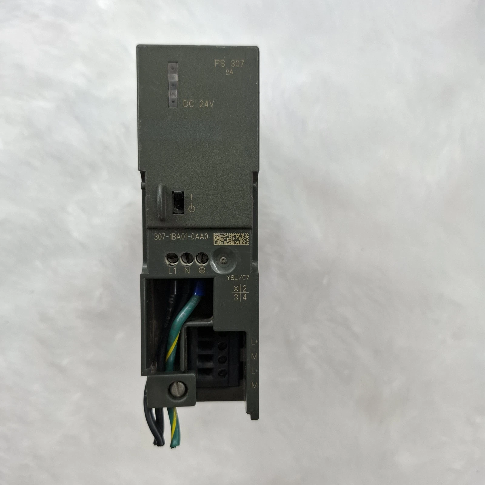 SIEMENS SIMATIC PS 307 6ES7 307-1BA01-0AA0 POWER SUPPLY 6ES73071BA010AA0